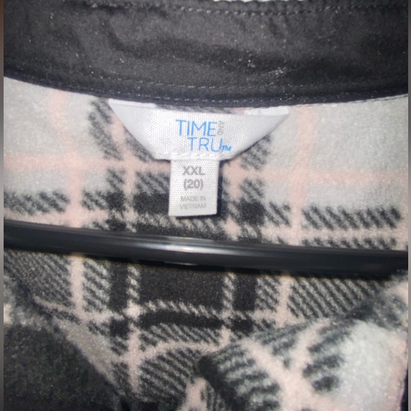 Plaid coat - Picture 2 of 2